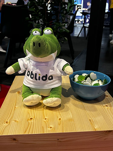 Abligator auf einer Messe
